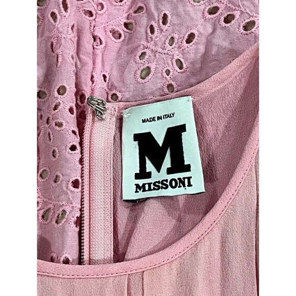 M Missoni Pleated Silk Cotton Pink
Sleeveless Lined Eyelet Mini Dress Sz 40/US8 - Picture 5 of 13